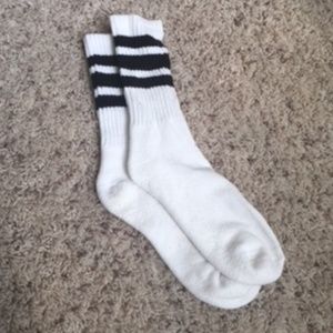 F21 white & black crew socks OS